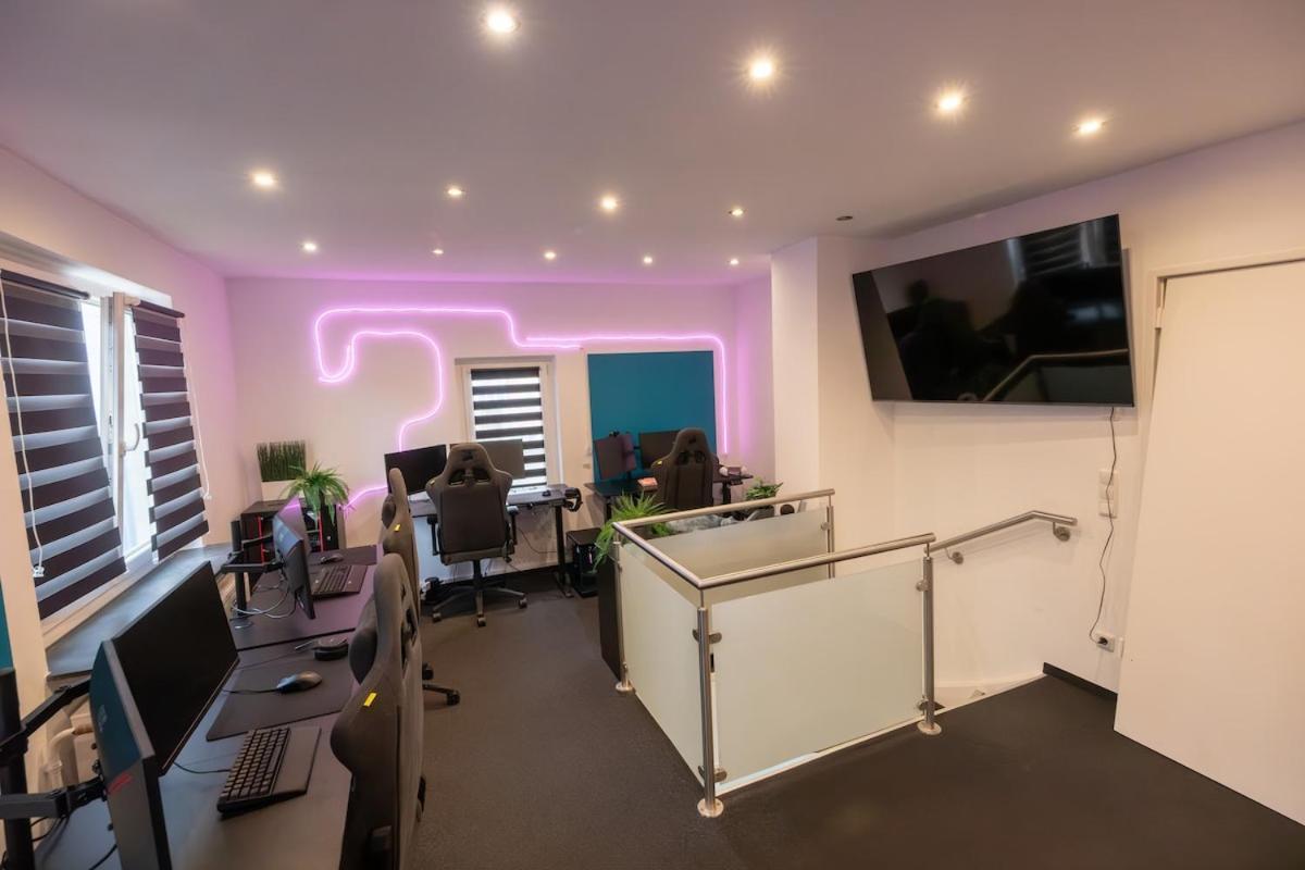 World Of Esport Apartment Bayreuth Ngoại thất bức ảnh